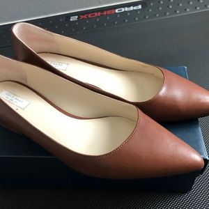 Cole Haan Vesta Skimmer Pump